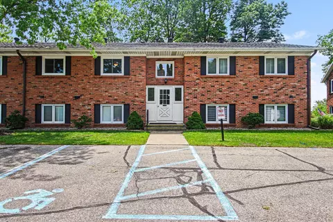 230 S State St #31, Zeeland, MI 49464