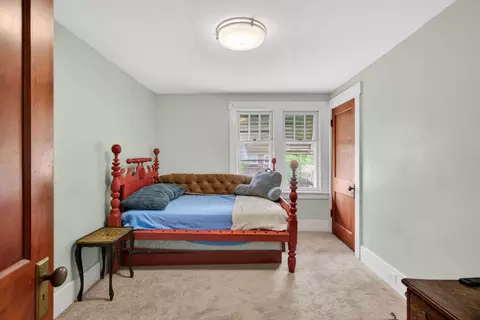 Bedroom - 802 Oakridge Dr, Jackson, MI 49203 photo 3 of 6