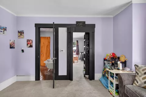 Entry Way - 802 Oakridge Dr, Jackson, MI 49203 photo 1 of 4