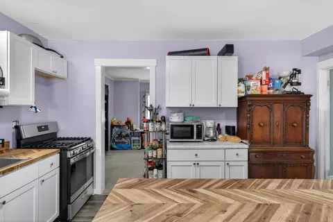 Kitchen - 802 Oakridge Dr, Jackson, MI 49203 photo 3 of 3