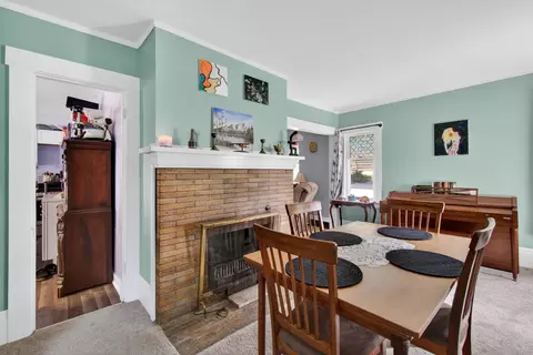 Dining - 802 Oakridge Dr, Jackson, MI 49203 photo 2 of 2
