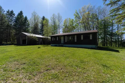1583 N Dennis Rd, Ludington, MI 49431