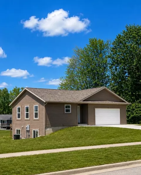 501 S Sullivan Ave, Fremont, MI 49412