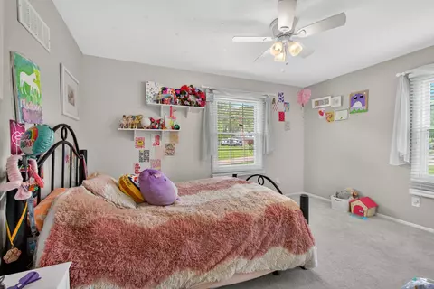 Bedroom - 5275 Timbercrest Trl, Jackson, MI 49201 photo 5 of 9