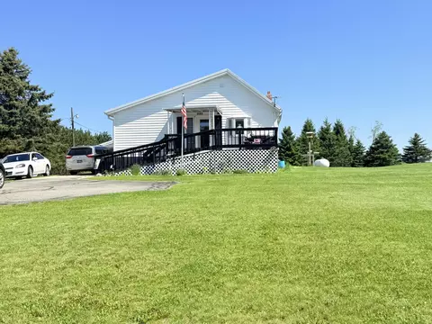 14328 16 Mile Rd, Leroy, MI 49655