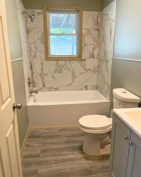 960 Mann Ave, Flint, MI 48503 photo 3