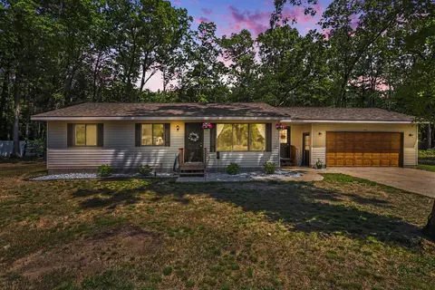 240 S Broton Rd, Muskegon, MI 49442