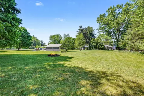 2811 S Sheridan Rd, Stanton, MI 48888 photo 10
