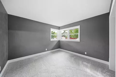Bedroom - 1321 Michael Dr, Jackson, MI 49202 photo 4 of 5
