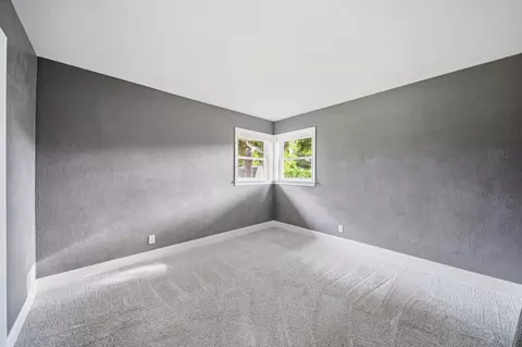 Bedroom - 1321 Michael Dr, Jackson, MI 49202 photo 2 of 5