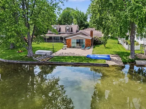 60641 Lennon St, Sturgis, MI 49091