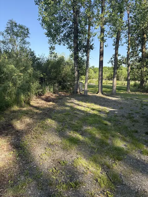 Willow Drive, Brooklyn, MI 49230 photo 17