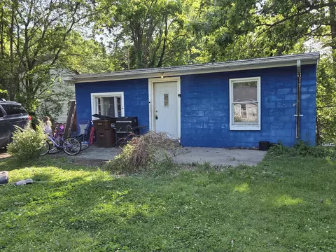 1156 Fairfax Ave, Jackson, MI 49203