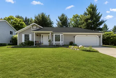 2657 Leffingwell Ave NE, Grand Rapids, MI 49525