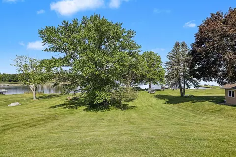 12156 Highview Shrs, Vicksburg, MI 49097