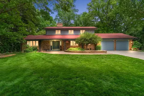2963 E Bluffwood Ter, St. Joseph, MI 49085