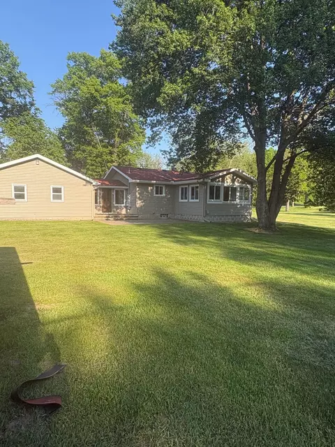 6739 Myers Lake Ave NE, Rockford, MI 49341