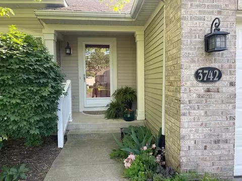 3742 Old Elm Dr SE #25, Kentwood, MI 49512