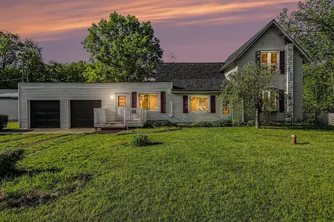 5636 E Uv Ave, Vicksburg, MI 49097
