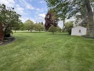 Exterior - 232 Hawthorne Rd, Marshall, MI 49068 photo 12 of 13