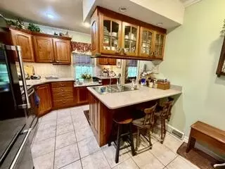 Kitchen - 232 Hawthorne Rd, Marshall, MI 49068 photo 3 of 4