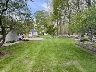 Exterior - 232 Hawthorne Rd, Marshall, MI 49068 photo 10 of 13