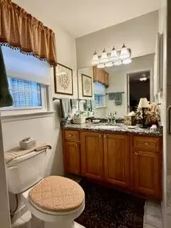 Bath - 232 Hawthorne Rd, Marshall, MI 49068 photo 1 of 2