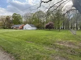 Exterior - 232 Hawthorne Rd, Marshall, MI 49068 photo 5 of 13
