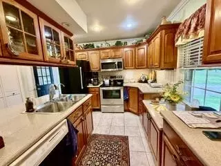 Kitchen - 232 Hawthorne Rd, Marshall, MI 49068 photo 1 of 4