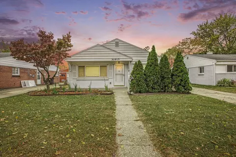 30915 Cherry Hill Rd, Westland, MI 48186