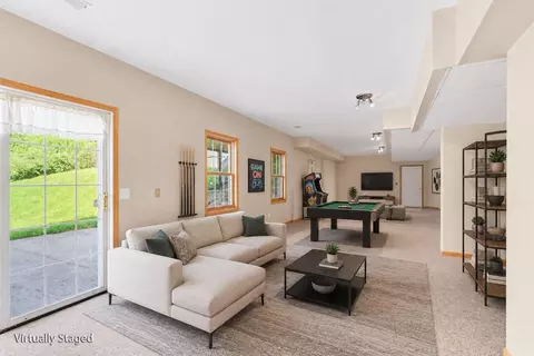 Living - 10031 Taplin Ln, Plainwell, MI 49080 photo 3 of 7