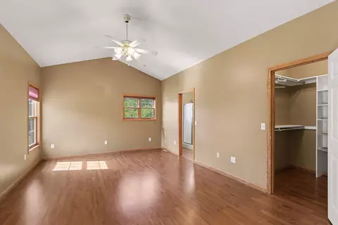 Bedroom - 10031 Taplin Ln, Plainwell, MI 49080 photo 4 of 11
