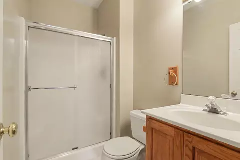 Bath - 10031 Taplin Ln, Plainwell, MI 49080 photo 1 of 6