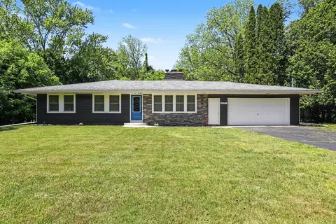12787 Perry Rd, Battle Creek, MI 49015