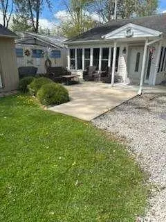 7517 Lake Dr, Reading, MI 49274
