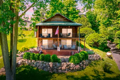 61851 Ochala Dr, Jones, MI 49061