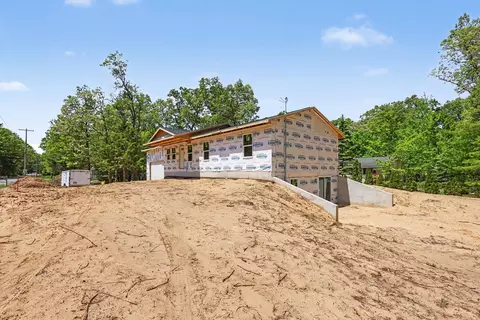 480 W Kenwood St, Twin Lake, MI 49457
