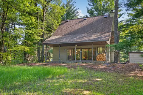 11547 E 1 Mile Rd, Leroy, MI 49655