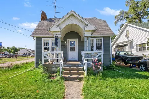 18 34th St SW, Grand Rapids, MI 49548