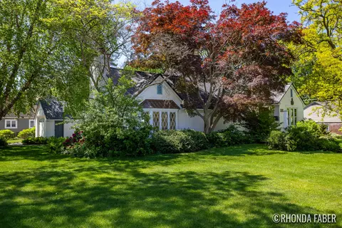 44 W 26th St, Holland, MI 49423
