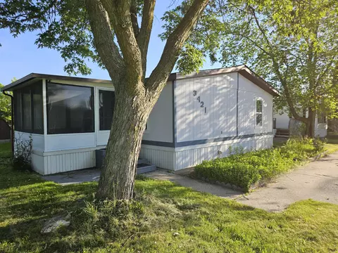 3421 Pullman Ct SE, Caledonia, MI 49316