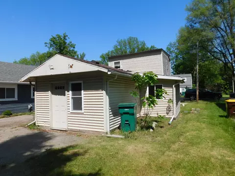Exterior - 5929 Potter St, Haslett, MI 48840 photo 3 of 5