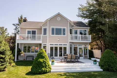 5400 Tonto Rd, Pentwater, MI 49449
