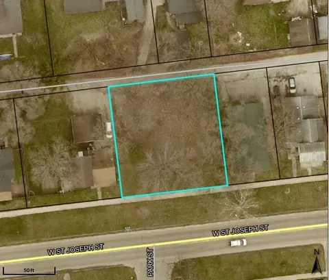 244 W Saint Joseph St, Watervliet, MI 49098