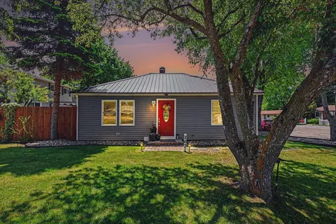 263 E 6th, Shelby, MI 49455