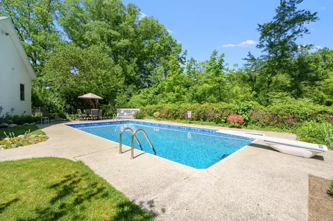 Exterior - 60023 Constantine Rd, Three Rivers, MI 49093 photo 8 of 11