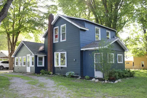 3727 S Ravenna Rd, Ravenna, MI 49451