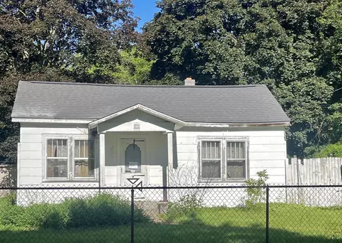 112 Elm St, Coldwater, MI 49036