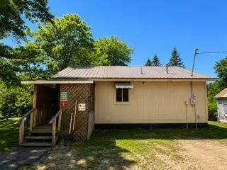 22469 165th Ave, Hersey, MI 49639