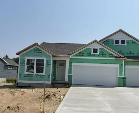15730 Hawley Dr #47, Grand Haven, MI 49417
